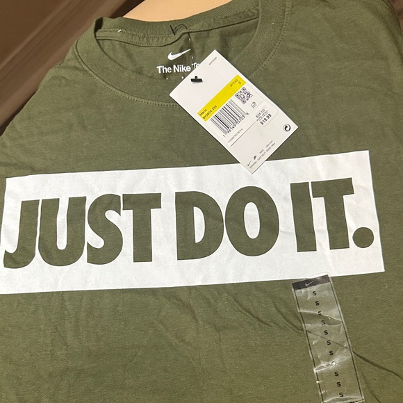 Nike Other - Nike Olive Green Short Sleeve 'JUST DO IT.' Graphic Tee- size small men’s
